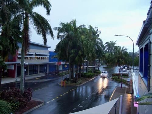 Mcguire'S Cbd Hotel Mackay Exterior photo